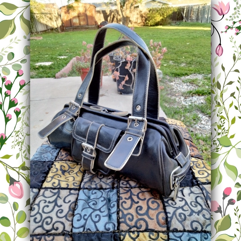 Almost Vintage Faux Leather Doctor Bag Purse